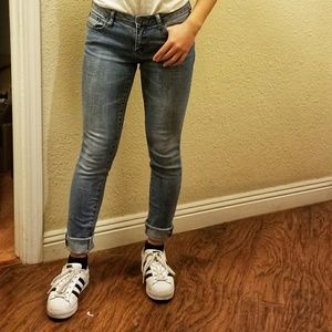 🔴SOLD🔴 Forever 21 Fitted Jeans